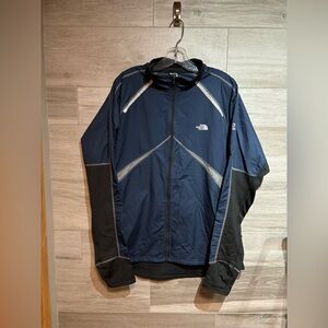 The North Face Men's Performance Jacket in Blue and Black flight series XL